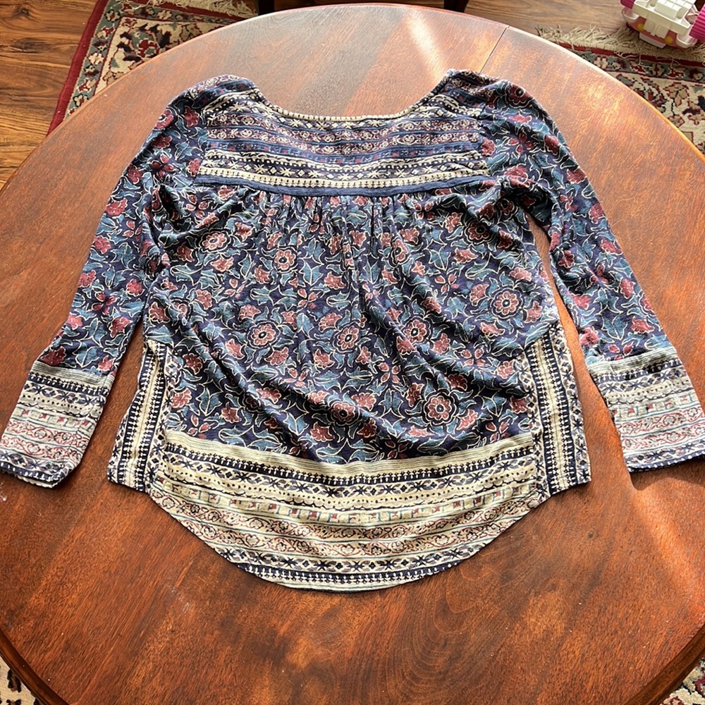 Lucky Brand Red, Blues, and off-white Boho Top Sz XS - Picture 2 of 4